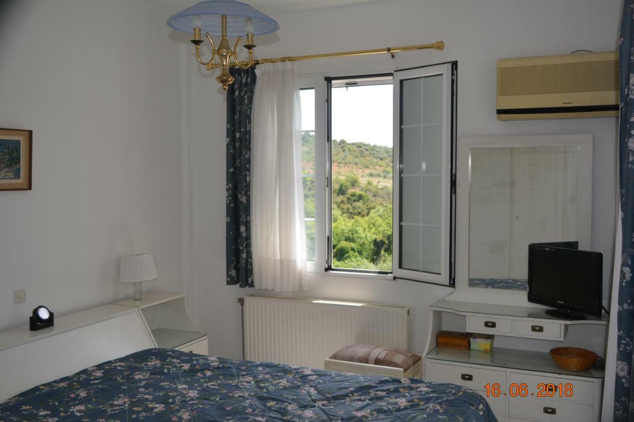 Eleni'S Village Relaxation Home إيديبسوس المظهر الخارجي الصورة